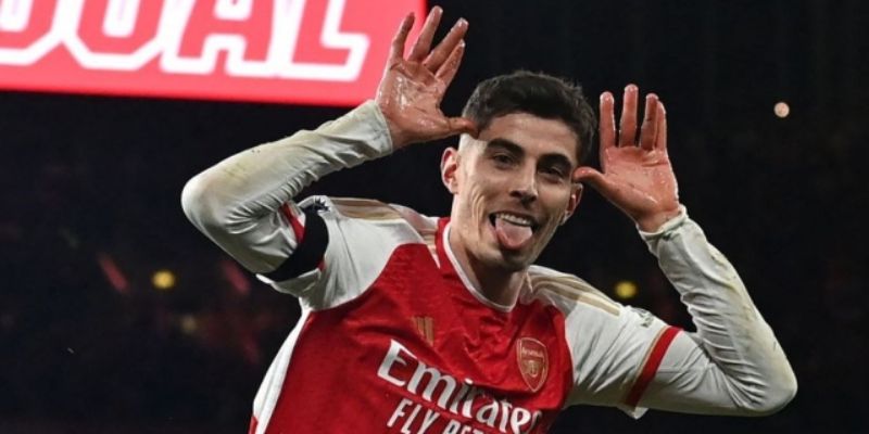 Kai Havertz ăn mừng bàn thắng thứ 14