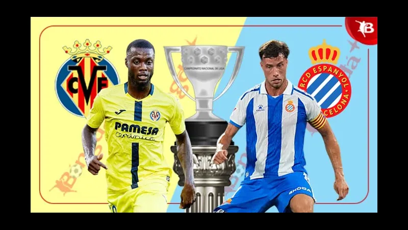 Cầu thủ Villarreal và Espanyol tranh chấp bóng trên sân - Phân tích chiến